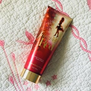 Bath&BodyWorks Forever Red Triple Moisture Cream
